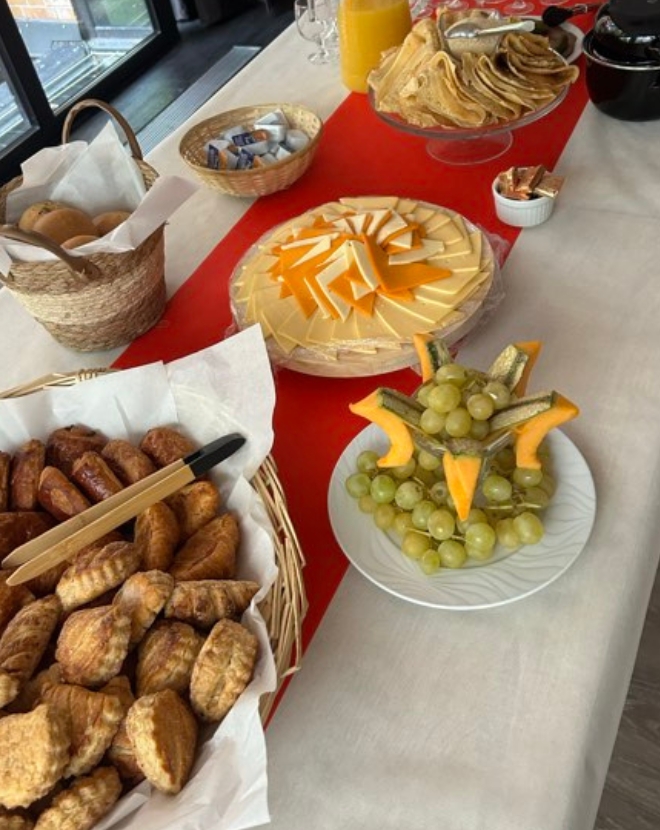 Brunch de la rentrée pour remercier le personnel de l'ehpad de l'arche à Lille 